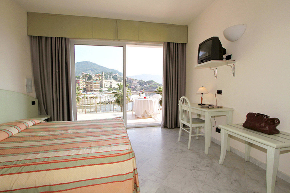 Hotel Elena Recco Εξωτερικό φωτογραφία