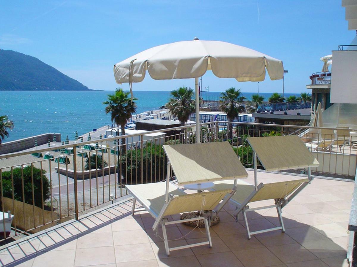 Hotel Elena Recco Εξωτερικό φωτογραφία